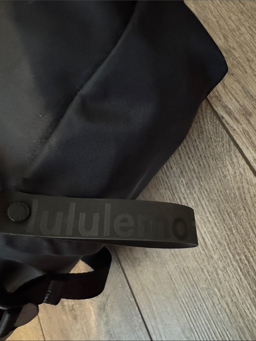 lululemon New Crew Backpack Black Bag - Picture 4 of 6